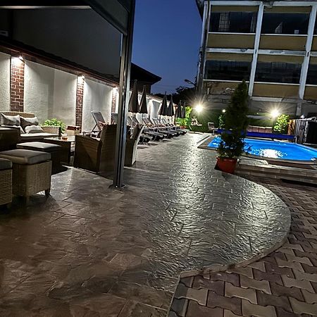 Hotel Rai تريفنا المظهر الخارجي الصورة
