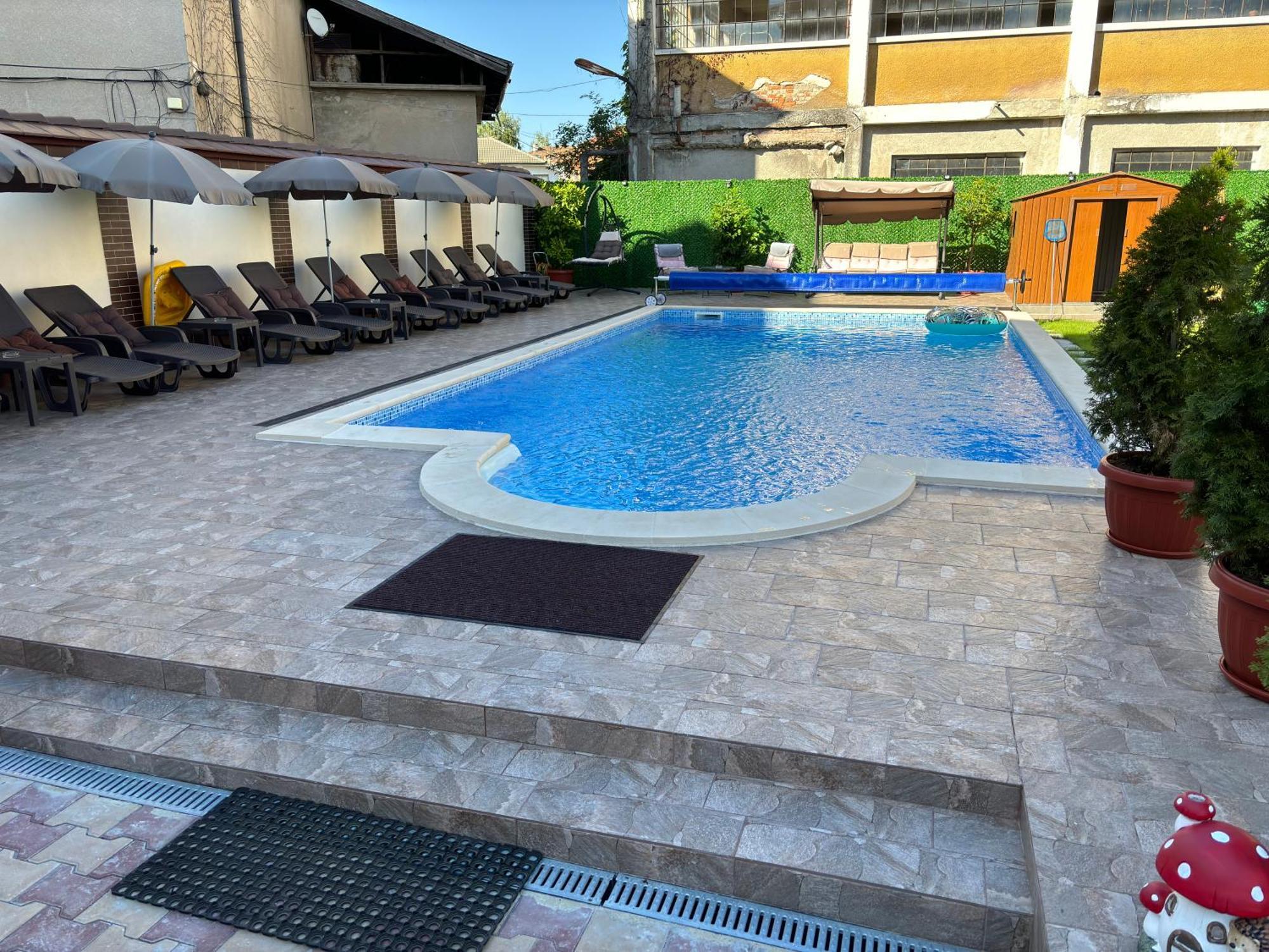 Hotel Rai تريفنا المظهر الخارجي الصورة