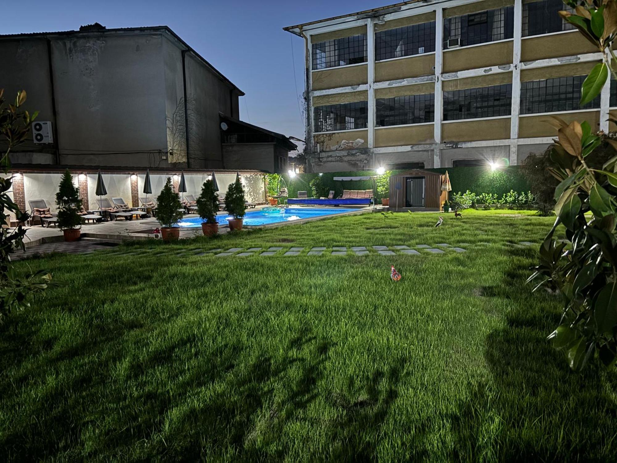 Hotel Rai تريفنا المظهر الخارجي الصورة