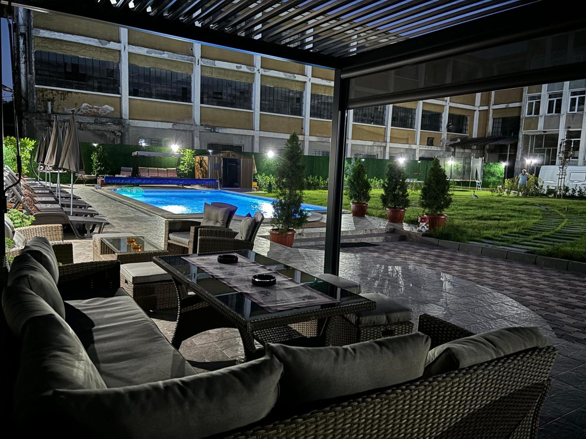 Hotel Rai تريفنا المظهر الخارجي الصورة